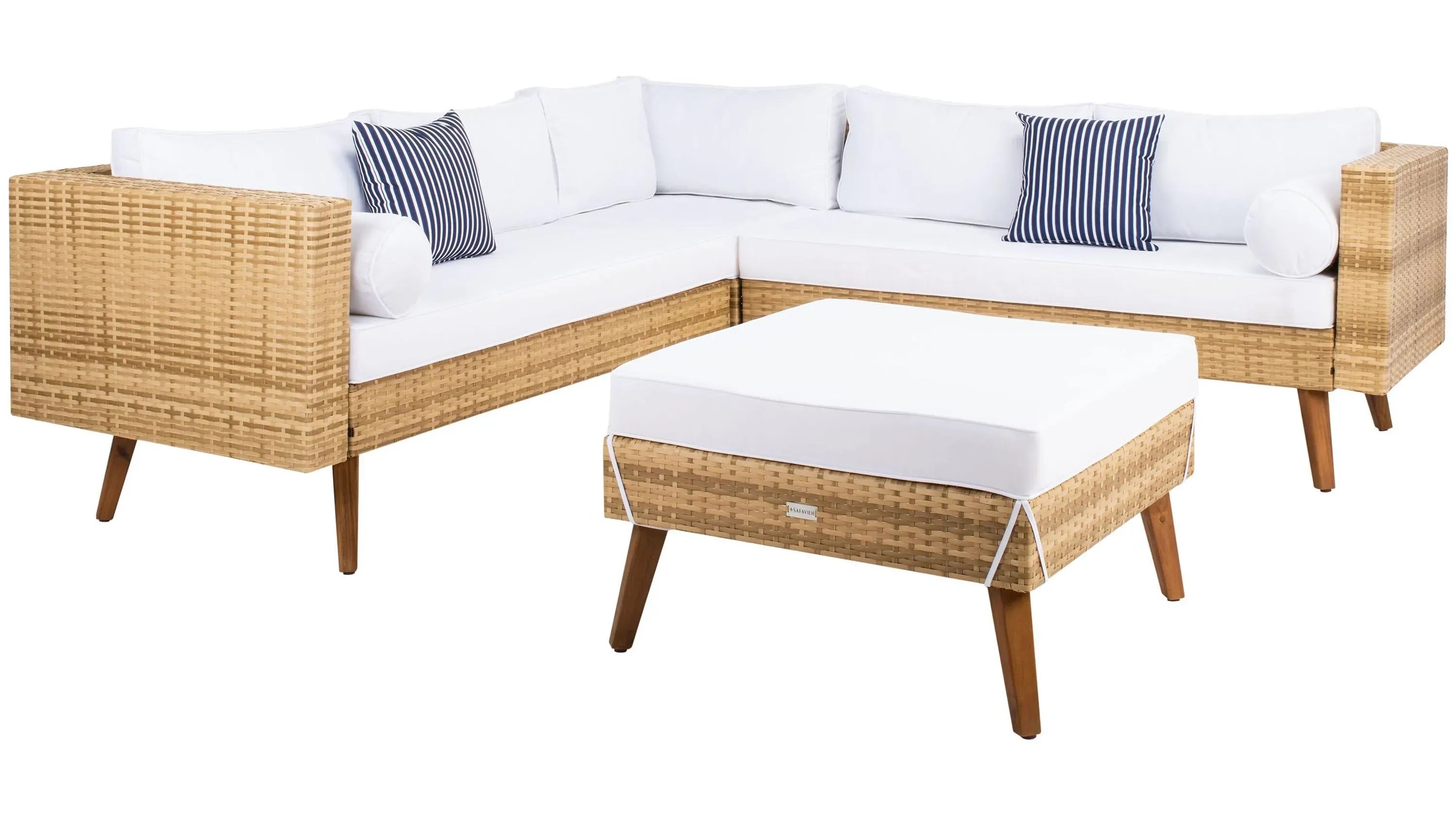 Raymour & Flanigan Lynwood 3-pc. Outdoor Sectional Set